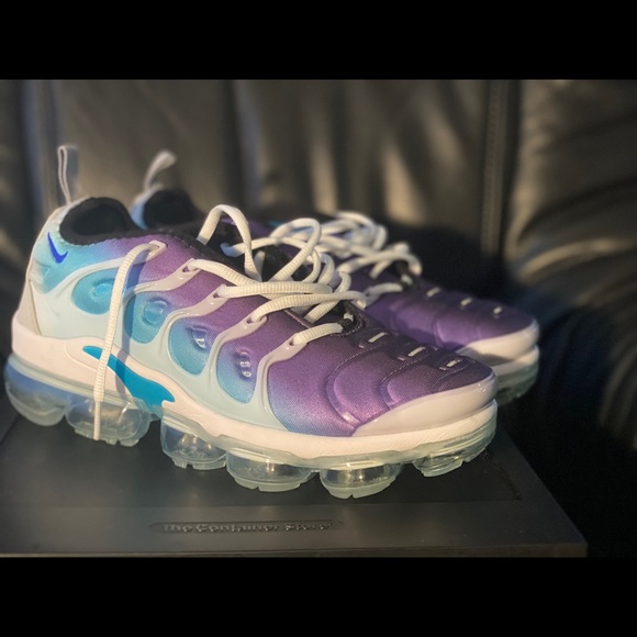 Nike Air VaporMax Plus Grape - Picture 2 of 2